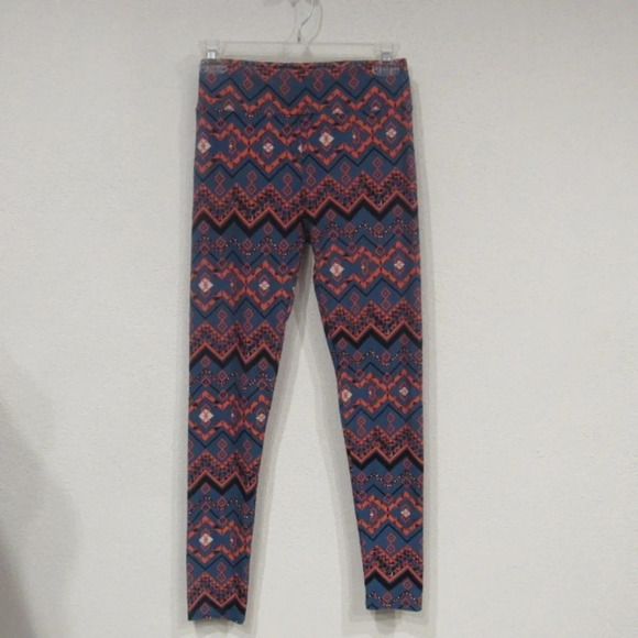 LuLaRoe Chevron Tribal Leggings One Size EUC - Picture 1 of 4